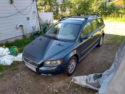 Giant Body Posts And Clips For Your Real Car