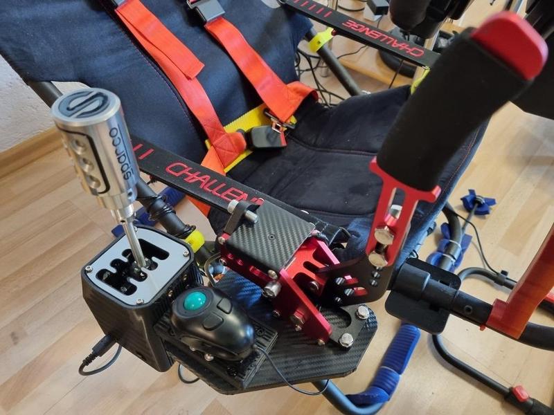 SHH Shifter (+ opt. Handbrake) Mount - Playseat Challenge