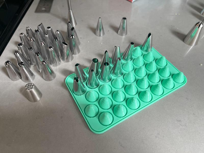 Piping Tip Organizer