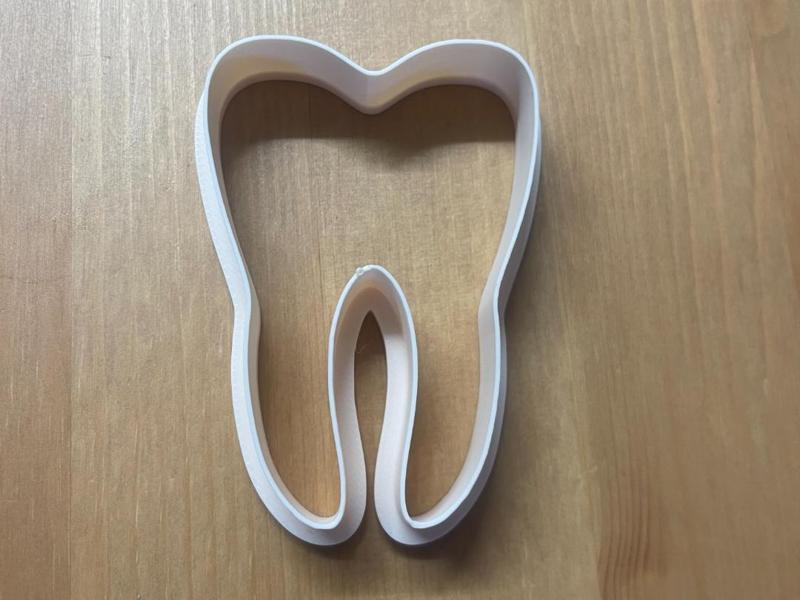 TOOTH COOKIE CUTTER 
