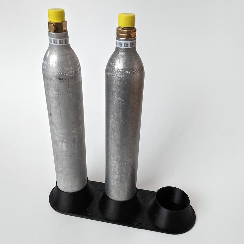 Modular stand for 425 g CO2 cylinders / bottles (SodaStream, Brita and others)