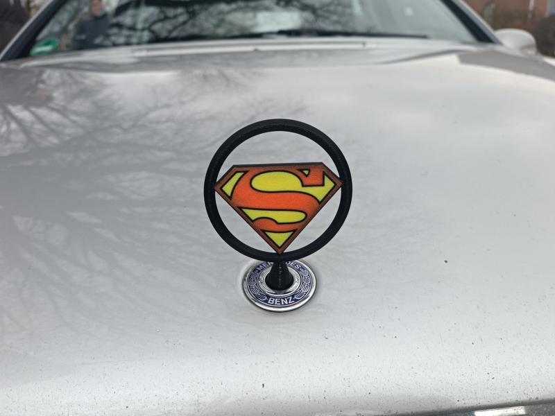 Mercedes Superman Stern