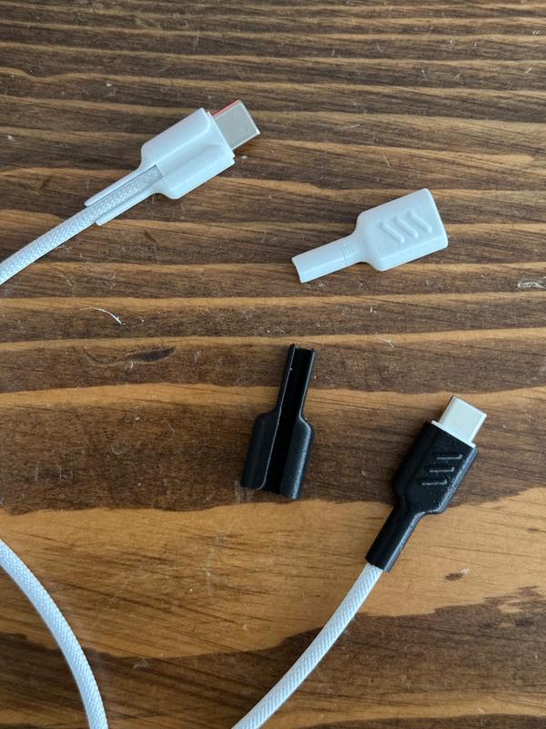 iphone 15 Cable Guard TypeC