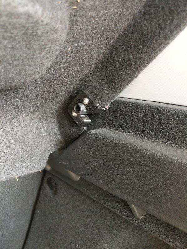 clip for citroen c3 backshelf