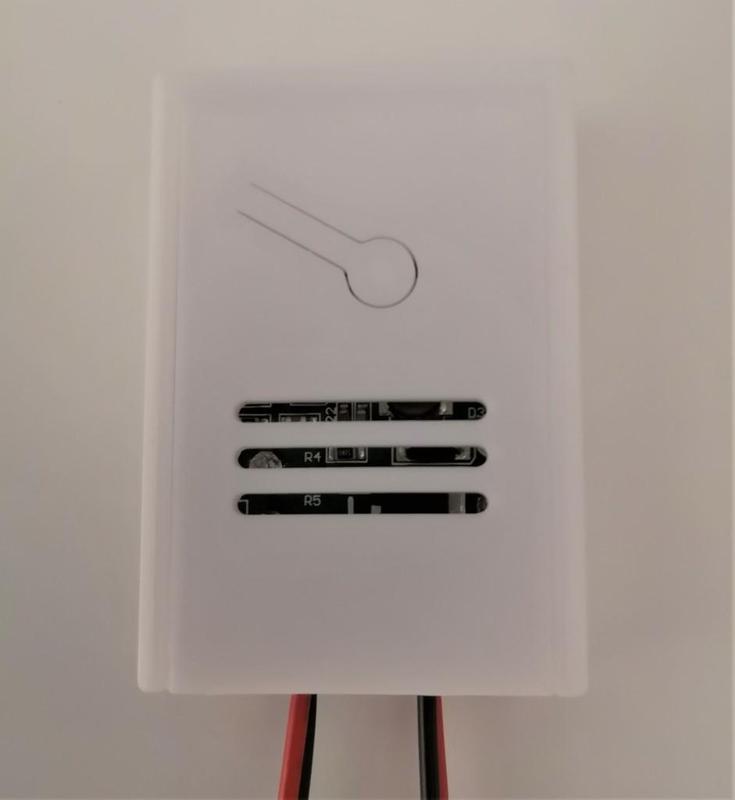 Trådfri module box with lid