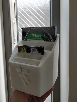 HDD rack with hexagons