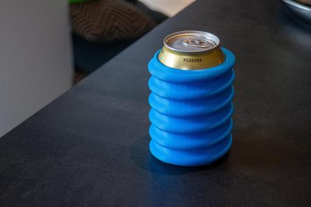 Snail can holder