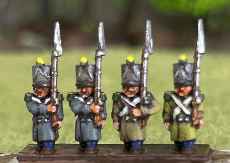 6-15mm French Infantry in Greatcoats & Covered Shakos (1808-15) NAP-FR-29