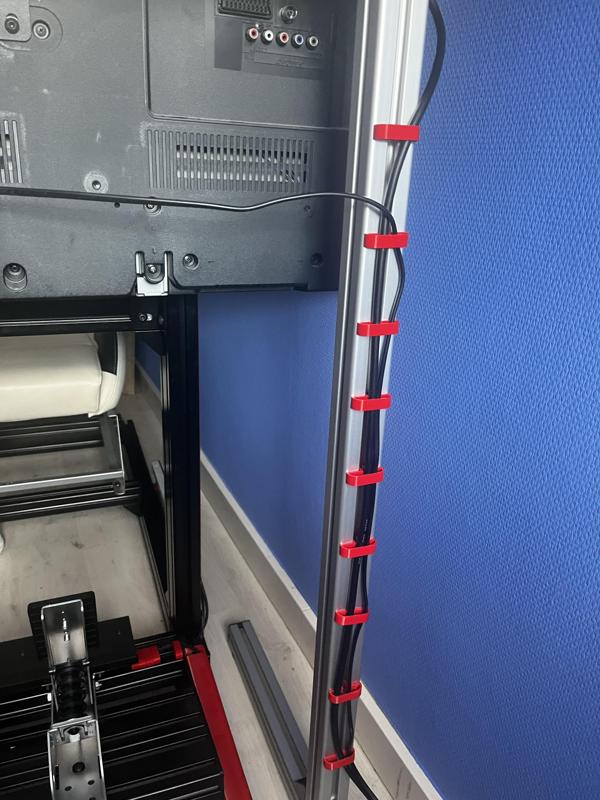 Cable guide/ cover for Simrig 4040 4080