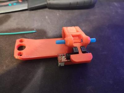Hybrid Oprical Filament Runout for Ender 3