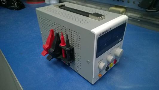 Cable plug holders, Lab power supply