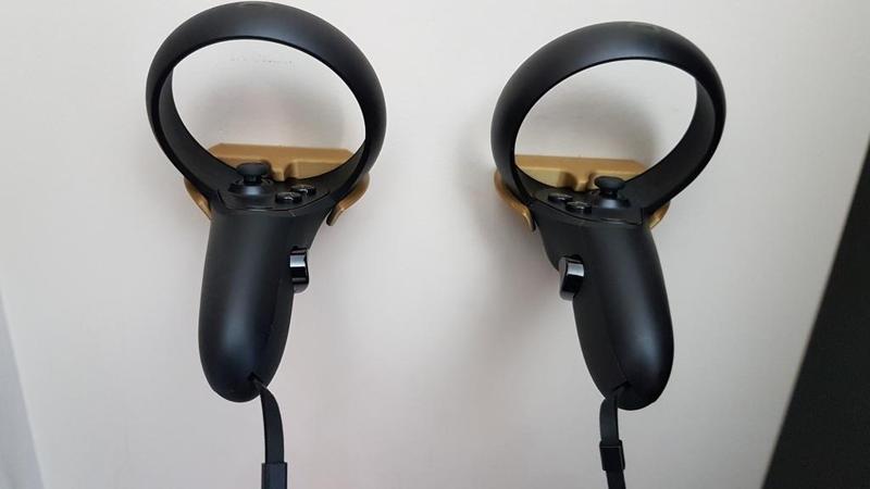 Wall Safe Quest / Rift S Controller Mount