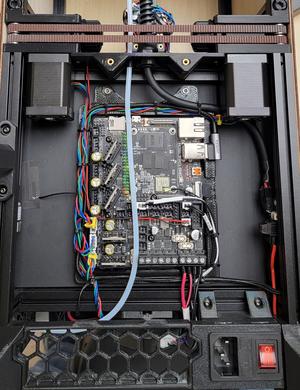 V0.2 Manta Mount with Cable Management
