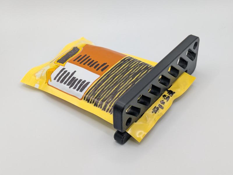 Simple Cat Food Scraper