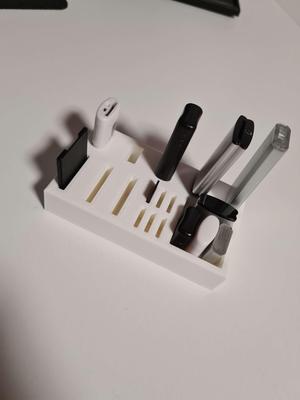 USB / SD / MicroSD Holder