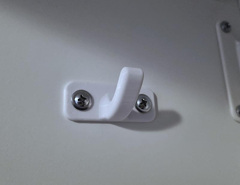 Simple hook
