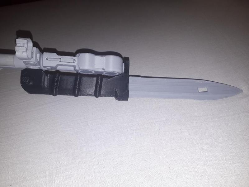 6H5 bayonet with working latch mechanism