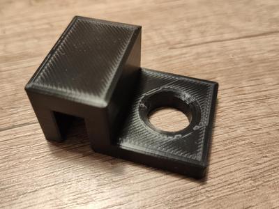 Aquarium holder for PH probe