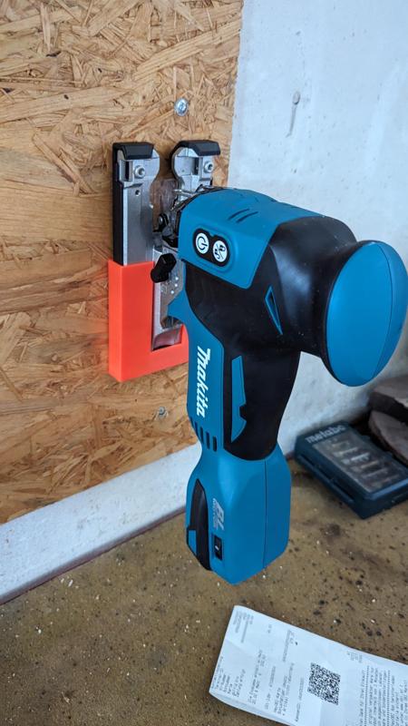 Makita DJV181 Wallmount