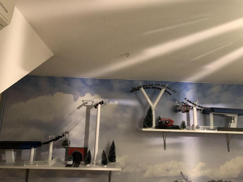 1/32 scale cable car