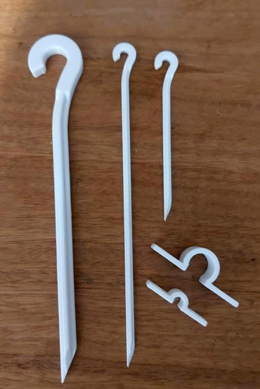 1/2 and 3/16 drip irrigation holders for drip hoses