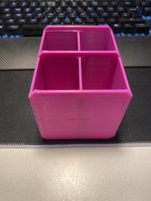Drawer with 4 Divider