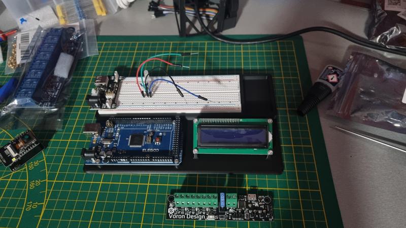 ATMEGA 2560 Stand w LCD and Breadboard