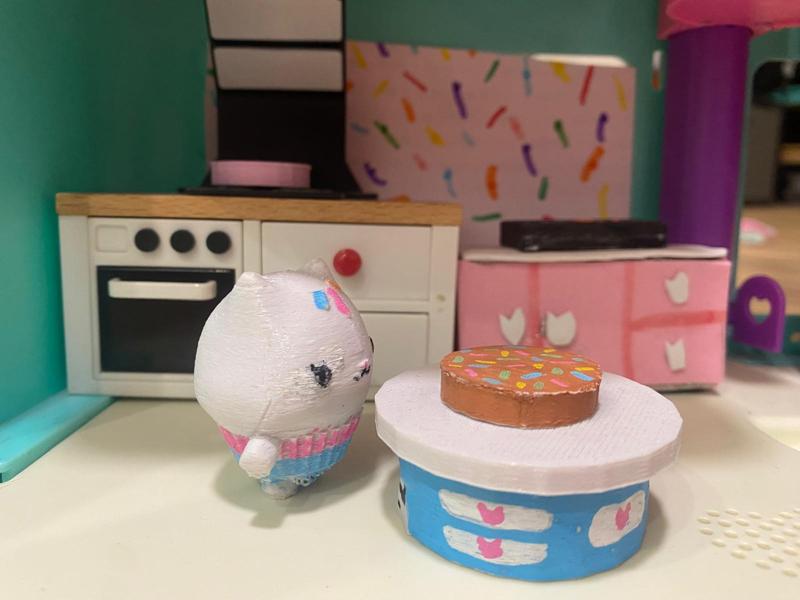 Cakey’s Kitchen Table from Gabby's dollhouse.