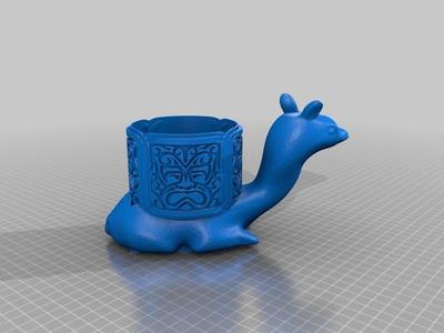Llama Planter Small w Aztec Plaque in Circle