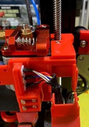 Ender 3/ 3 Pro Chain Z holder and Cable Connects.