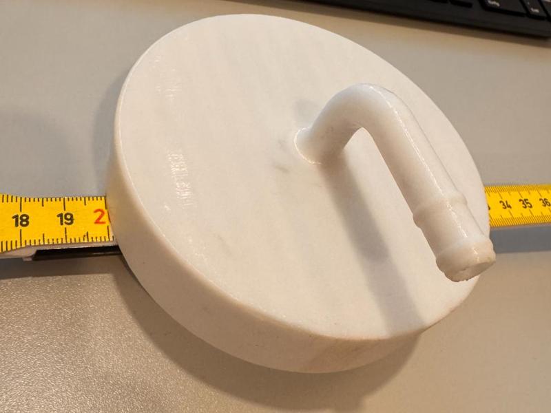 Lid for 100mm pipe hydroponic tower