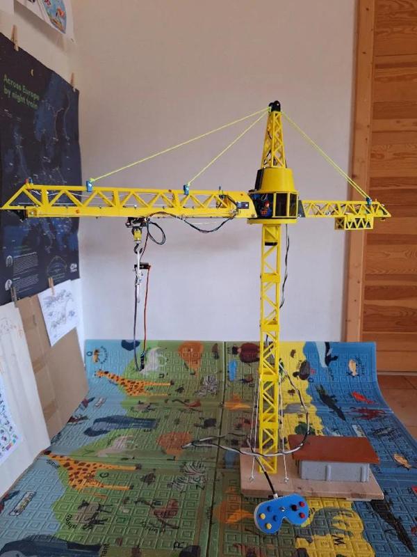 Žeriav / Jeřáb / Crane   