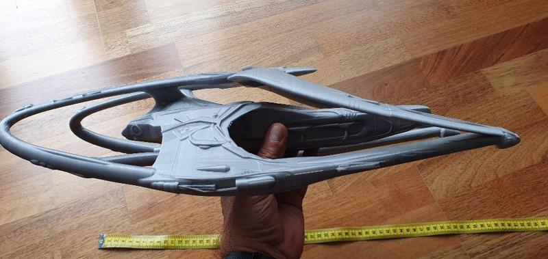 Andromeda Ascendant in XXXL Format (LxHxW: 50x21x25cm) (Gene Roddenberry) with stand 