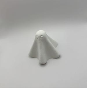 Ghosti, the boring ghost