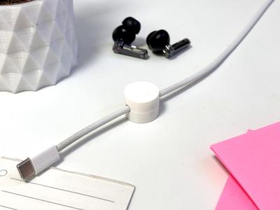 Magnetic Cable Clip