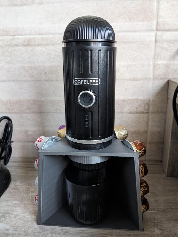 Cafelffe Nespresso stand