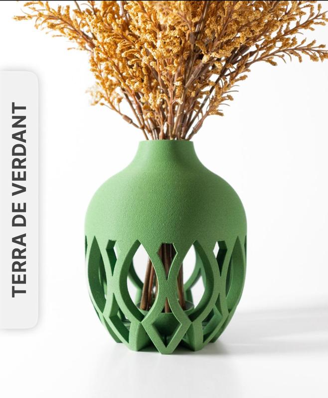 The Kova Short Vase by Terra de Verdant