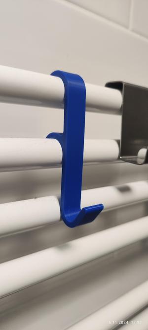 simple bathroom radiator hook
