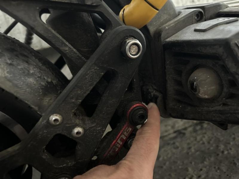 LIGHTNING BLUETRAN Front Protector