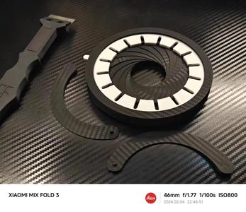 mechanical aperture (no screws)