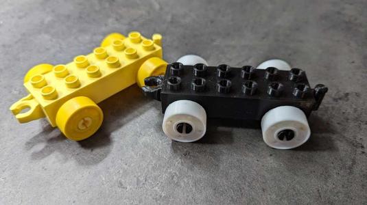 DUPLO Car Base 2x6