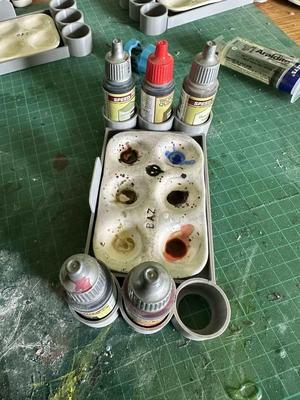 Dropper Paint Tray Holder