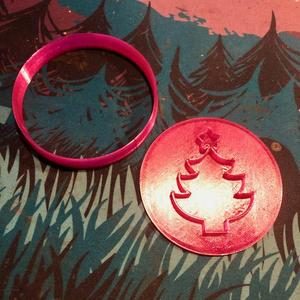 Round Cookie Cutter with Tree Stamp