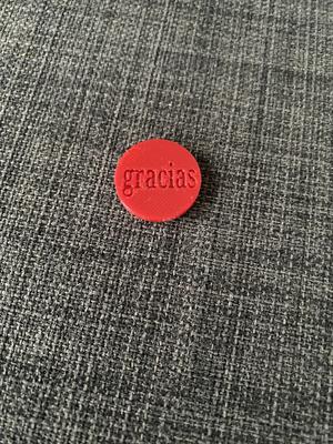 Gracias Chip 1 Euro size