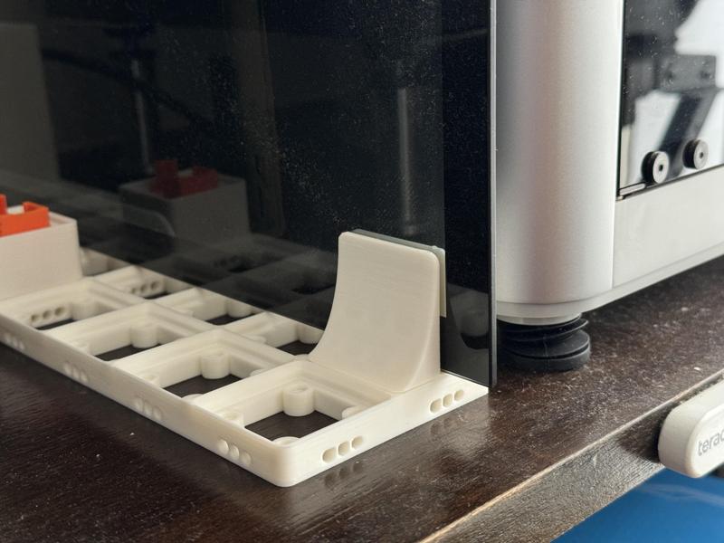 Gridfinity Bambulab Top Glass Stand