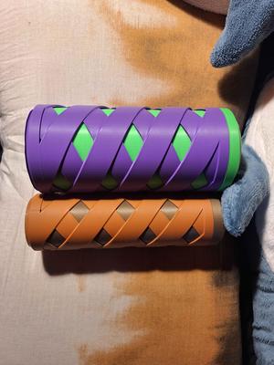 Wowen Canister by Maker Maxwell resized to fit monster can