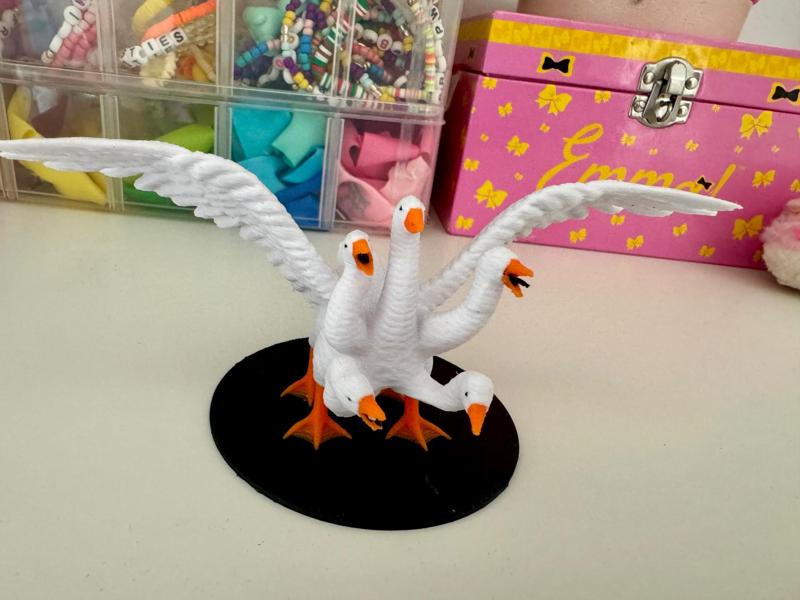 Many Headed Goose Hydra - 4 feet, 5 heads!