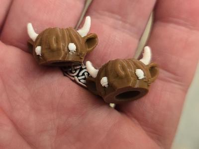Highland Cow hoodie beads