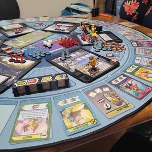 Location tray for Marvel United