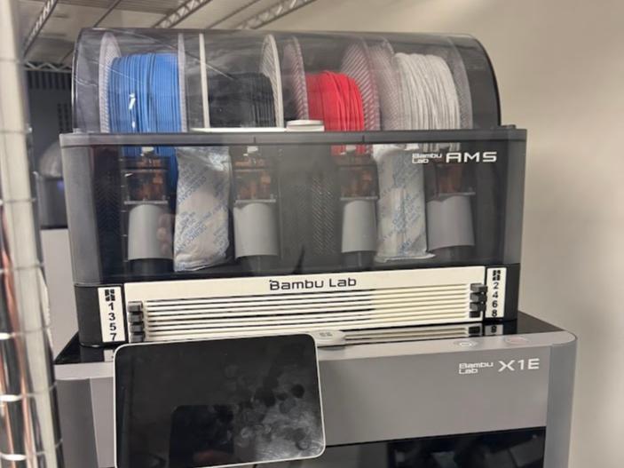 AMS Plate Holder With cutouts for Lifter